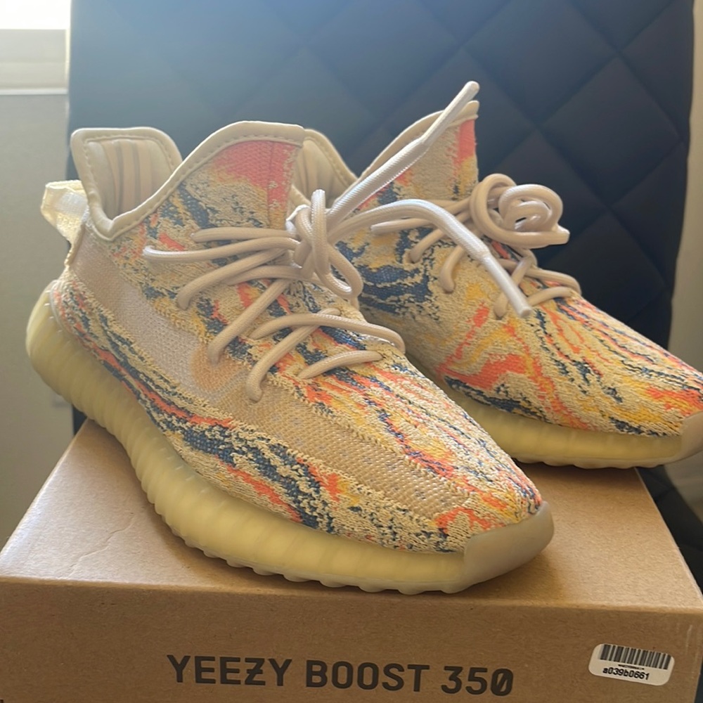 AUTHENTIC Yeezy Boost 350